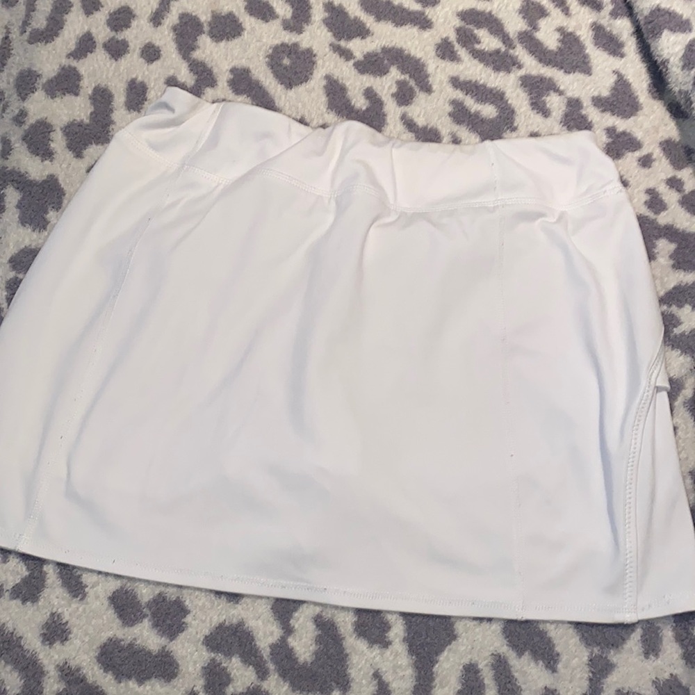 Active wear skort